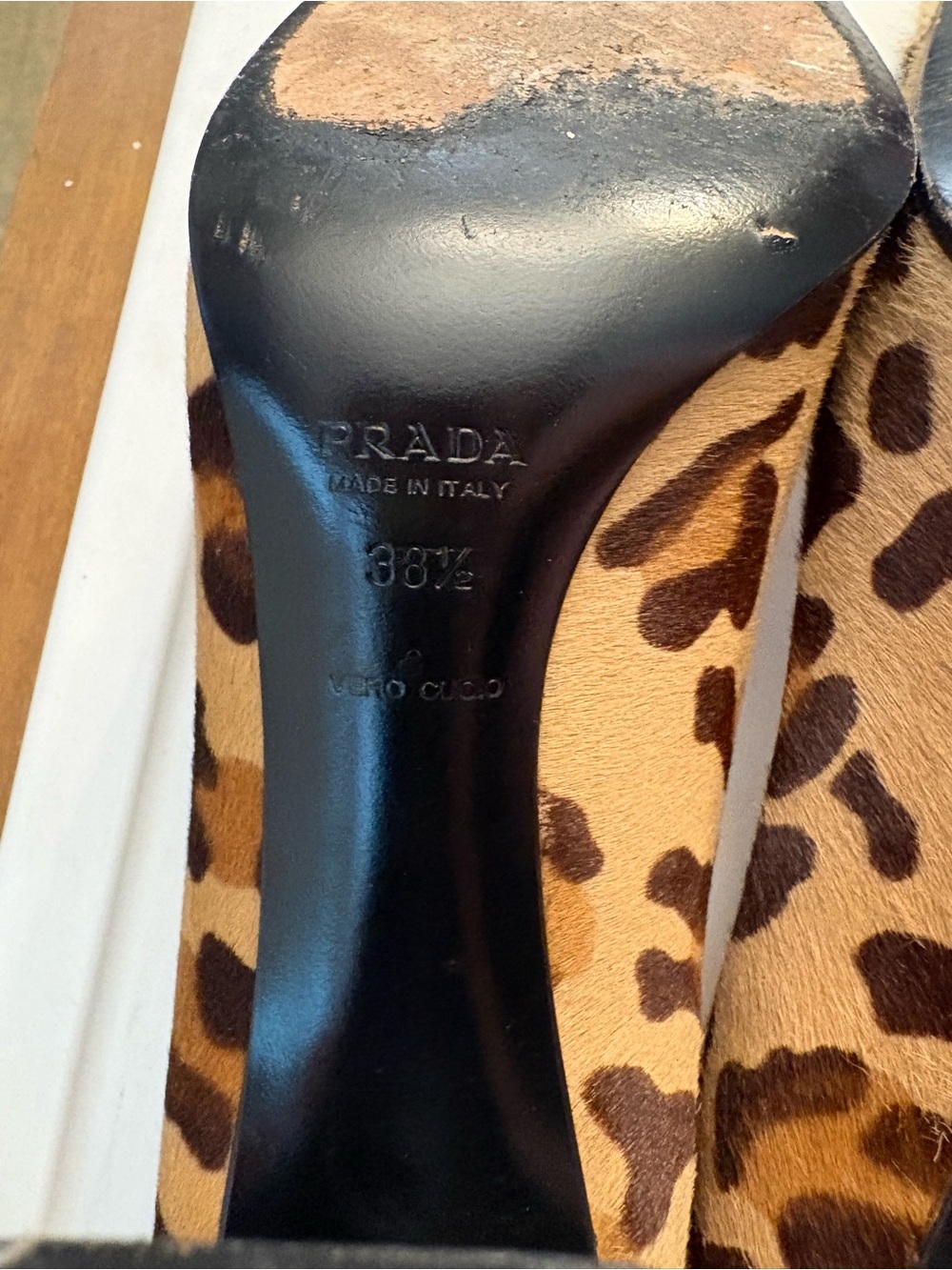 Prada VINTAGE Y2K Women’s Leopard Print Pony Hair Block Heels - size 38.5 - Picture 7 of 9
